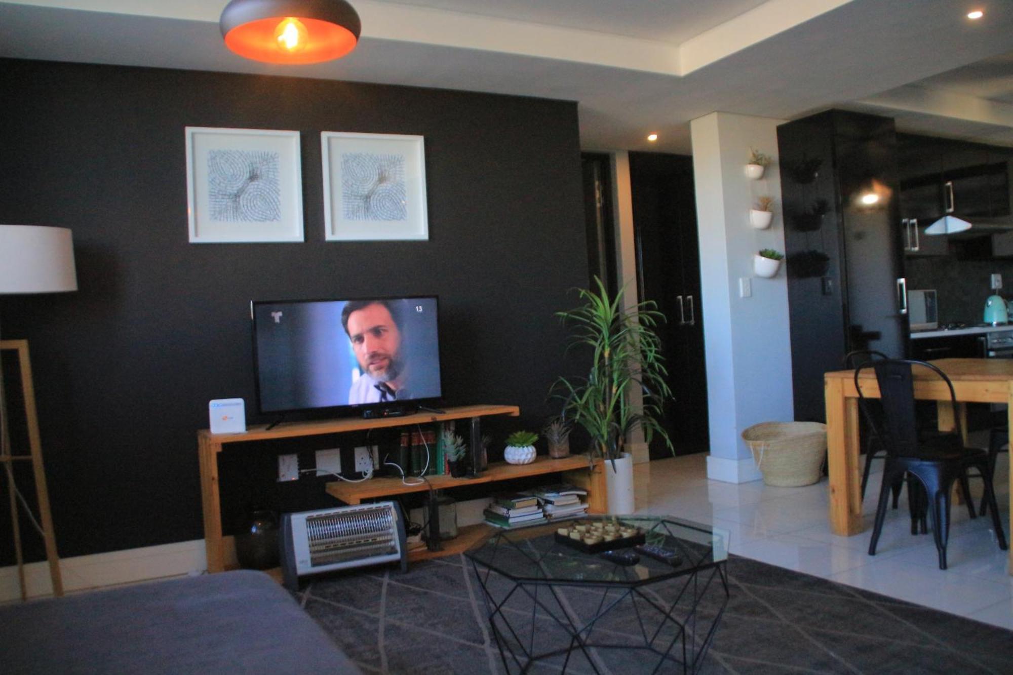 77 On Independence Apartments Windhoek Luaran gambar