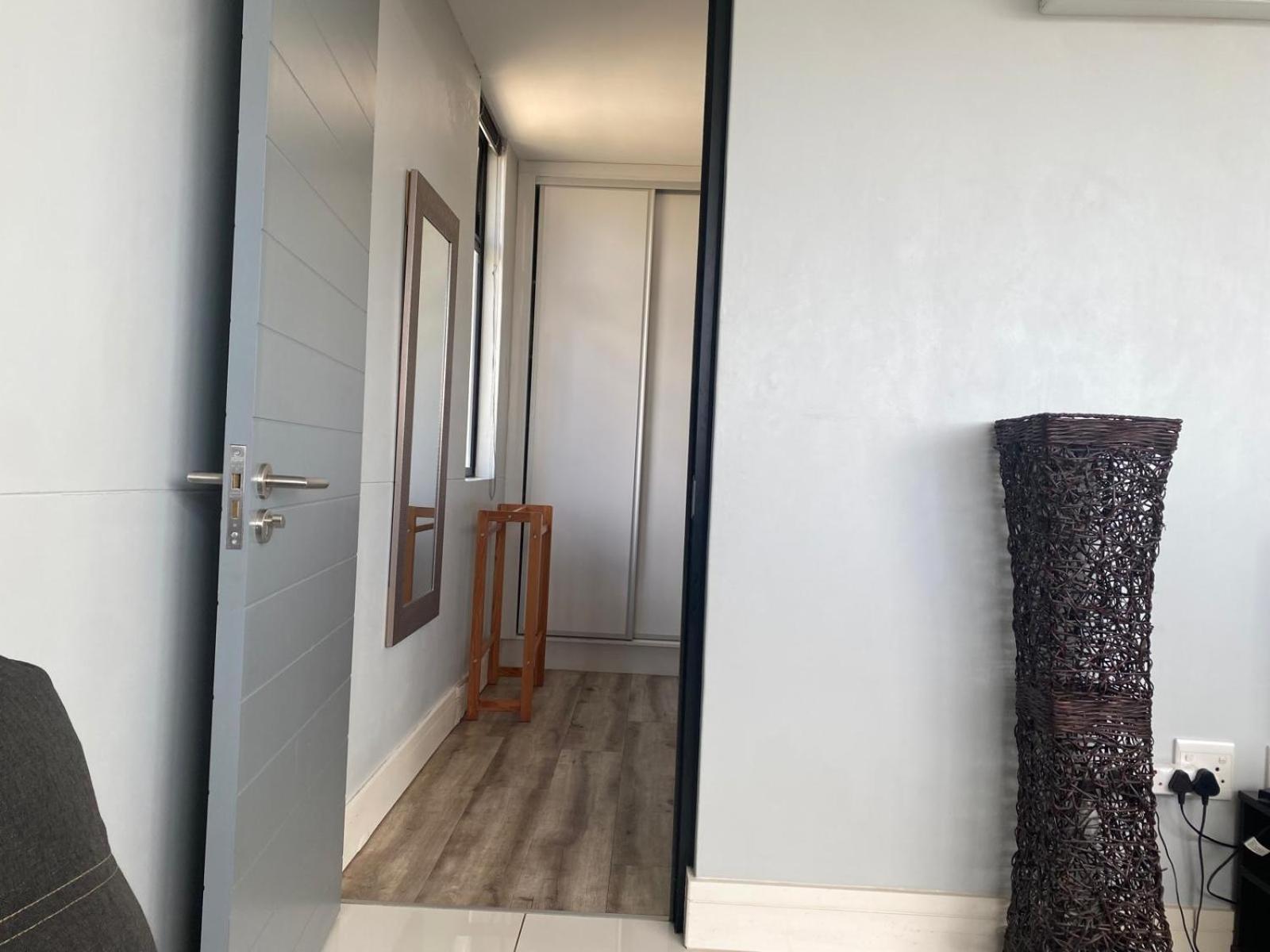77 On Independence Apartments Windhoek Luaran gambar